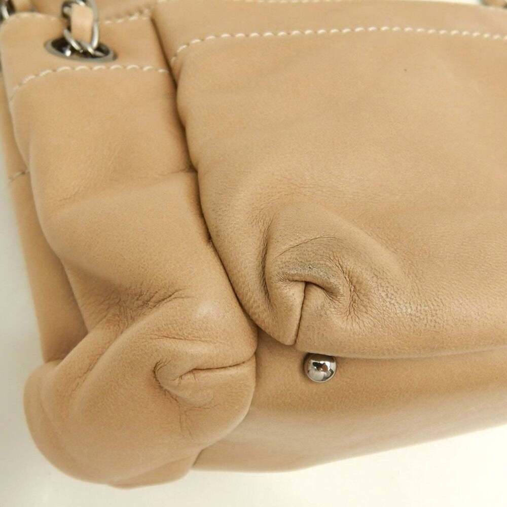 CHANEL Cream Lambskin Leather Shoulder Bag - Picture 14 of 16